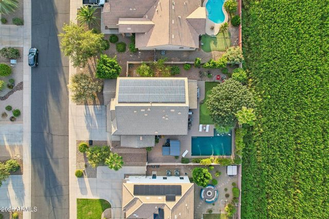 1974 E DUBOIS Avenue, Gilbert, AZ 85298