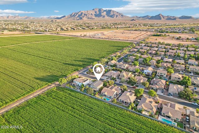 1974 E DUBOIS Avenue, Gilbert, AZ 85298