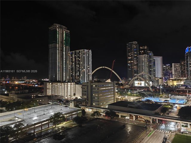 1600 NE 1st Ave 1407, Miami, FL 33132