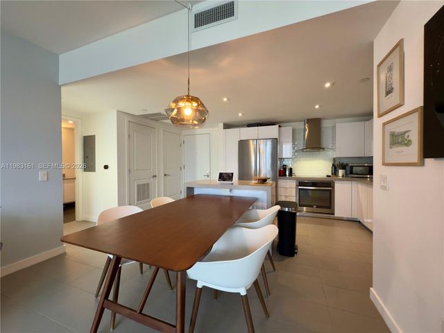 1600 NE 1st Ave 1407, Miami, FL 33132