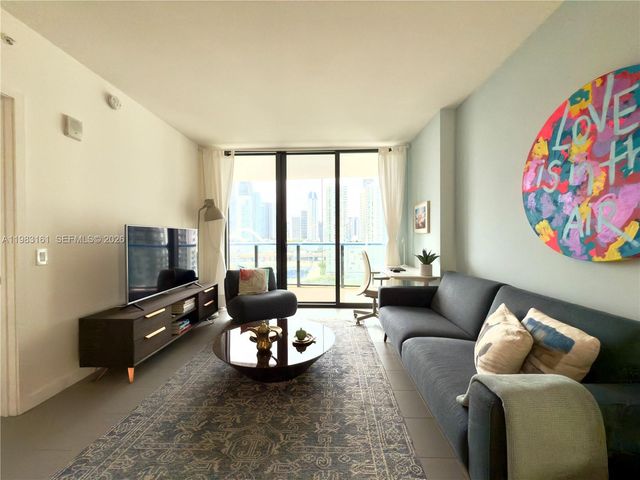 1600 NE 1st Ave 1407, Miami, FL 33132