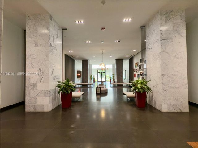 1600 NE 1st Ave 1407, Miami, FL 33132