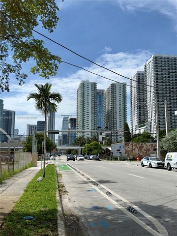 1600 NE 1st Ave 1407, Miami, FL 33132