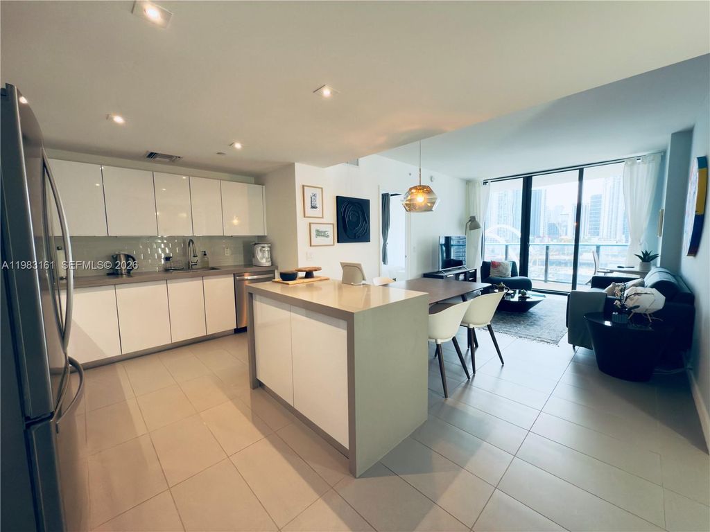 1600 NE 1st Ave 1407, Miami, FL 33132