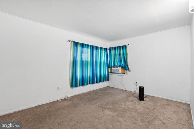 215 SOMERSET DRIVE, Willingboro, NJ 08046