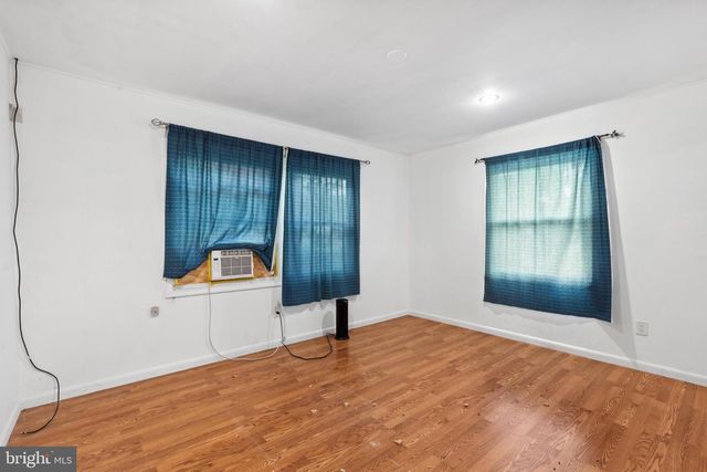 215 SOMERSET DRIVE, Willingboro, NJ 08046