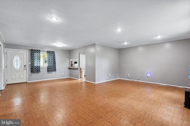 215 SOMERSET DRIVE, Willingboro, NJ 08046