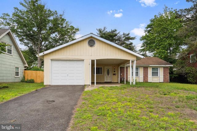 215 SOMERSET DRIVE, Willingboro, NJ 08046
