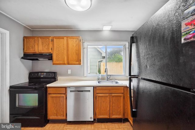 215 SOMERSET DRIVE, Willingboro, NJ 08046