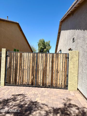 8216 S 42ND Lane, Laveen, AZ 85339