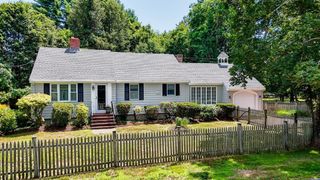 683 Bay Rd, Hamilton, MA 01982