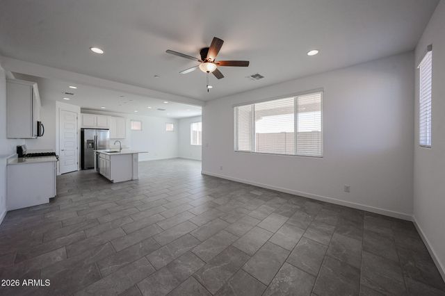 12073 W CALLE DE POMPAS Lane, Peoria, AZ 85383
