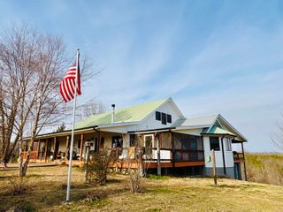 1915 Ridge Road, Mountain View, AR 72560