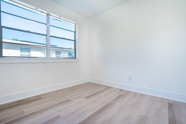 209 Hawthorne Circle, Fort Walton Beach, FL 32547