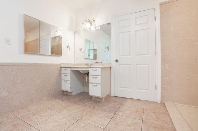 209 Hawthorne Circle, Fort Walton Beach, FL 32547