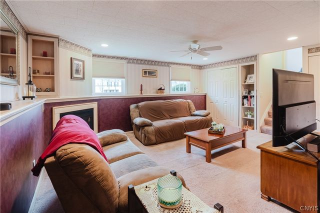5976 Arentine Way, Cicero, NY 13039