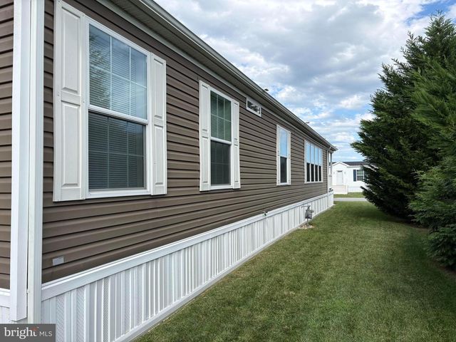 18 BUCKINGHAM DR, Lewes, DE 19958