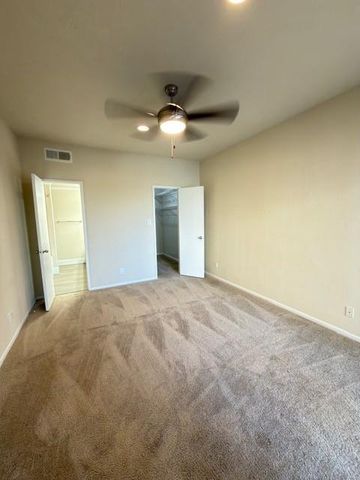 1306 Marina Bay Drive 305C, Clear Lake Shores, TX 77565