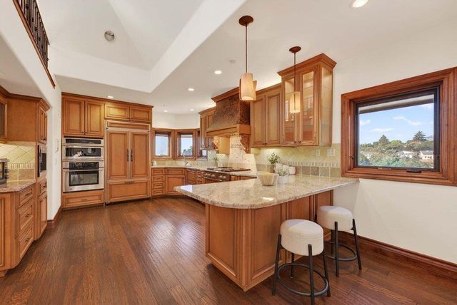 41 S Circle Drive, Santa Cruz, CA 95060