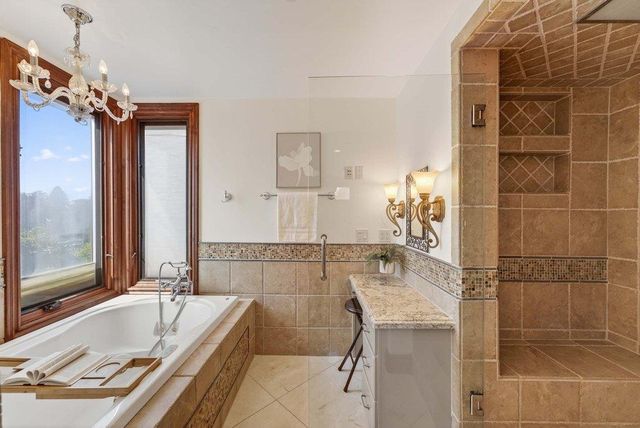 41 S Circle Drive, Santa Cruz, CA 95060