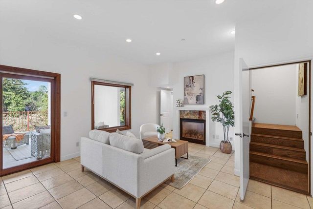 41 S Circle Drive, Santa Cruz, CA 95060
