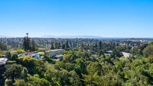 41 S Circle Drive, Santa Cruz, CA 95060