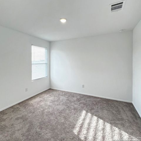 12823 Basil Trace, St Hedwig, TX 78152