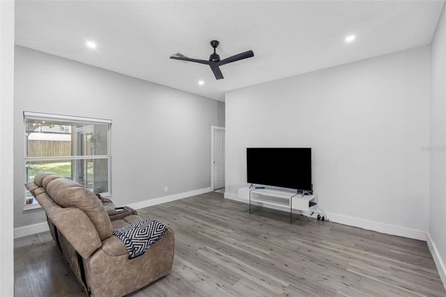 1534 SCOTCH PINE DRIVE, Brandon, FL 33511