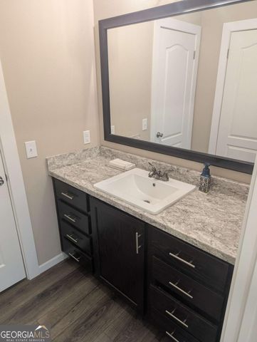 165 W Hulett Lane, Carrollton, GA 30116