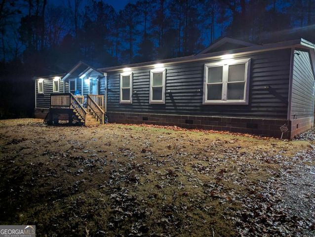 165 W Hulett Lane, Carrollton, GA 30116