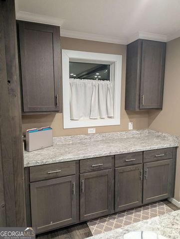 165 W Hulett Lane, Carrollton, GA 30116