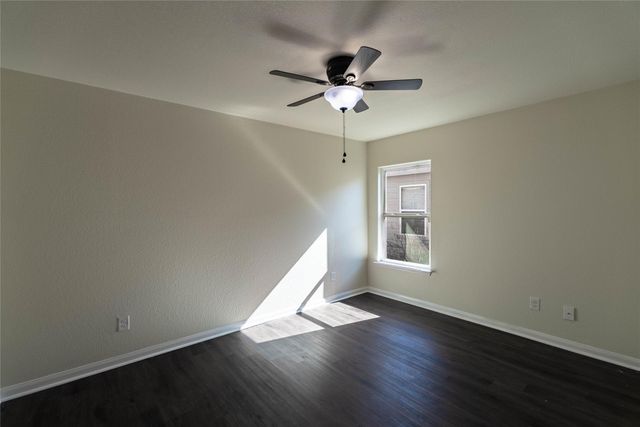 1601 Treeta TRL, Kyle, TX 78640