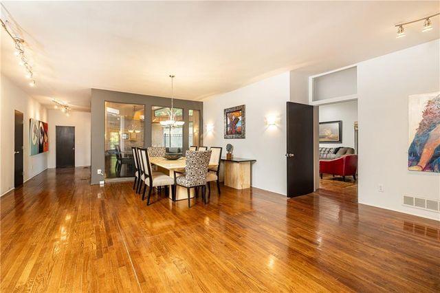 770 Kings Way NW, Atlanta, GA 30327