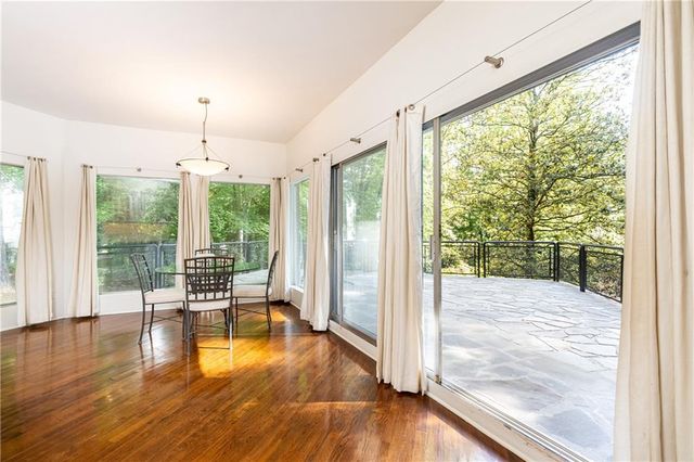 770 Kings Way NW, Atlanta, GA 30327