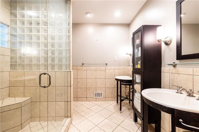770 Kings Way NW, Atlanta, GA 30327