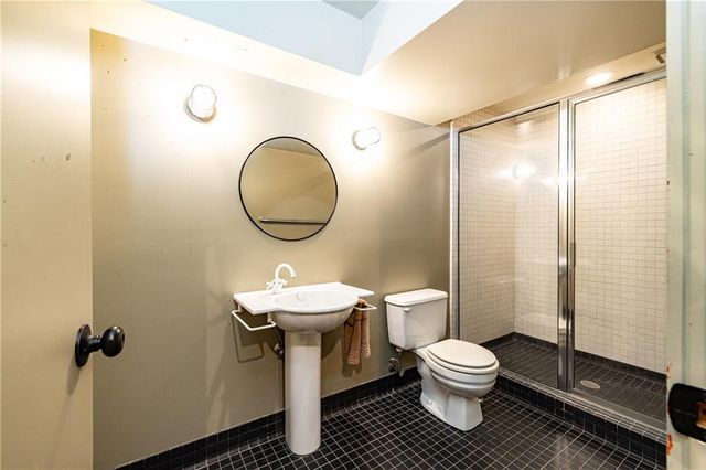 770 Kings Way NW, Atlanta, GA 30327