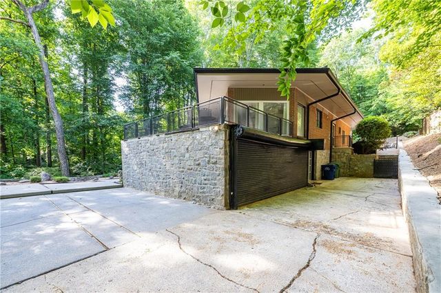 770 Kings Way NW, Atlanta, GA 30327