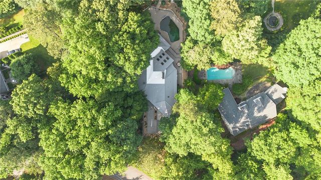 770 Kings Way NW, Atlanta, GA 30327