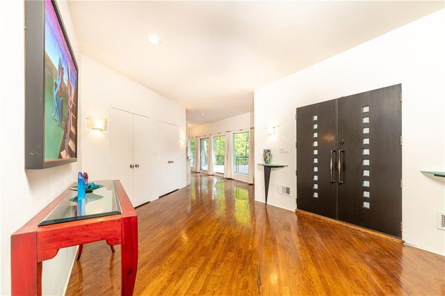 770 Kings Way NW, Atlanta, GA 30327