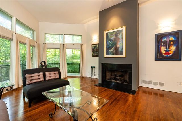 770 Kings Way NW, Atlanta, GA 30327