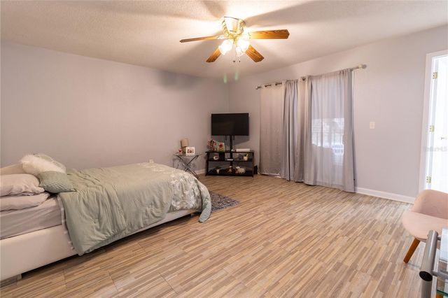 501 SW 75TH STREET A11, Gainesville, FL 32607