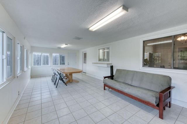 6736 N Thorne Avenue, Fresno, CA 93711