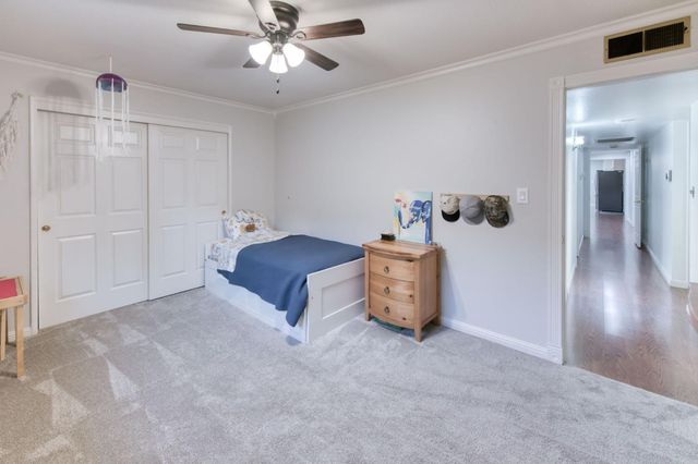 6736 N Thorne Avenue, Fresno, CA 93711