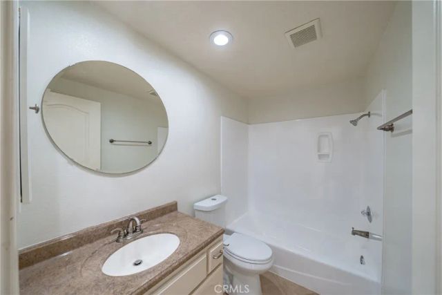 500 Stoneham Court 102, Long Beach, CA 90803