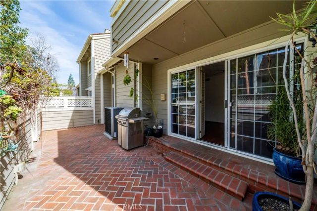 500 Stoneham Court 102, Long Beach, CA 90803