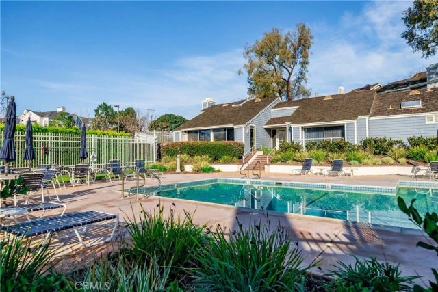 500 Stoneham Court 102, Long Beach, CA 90803