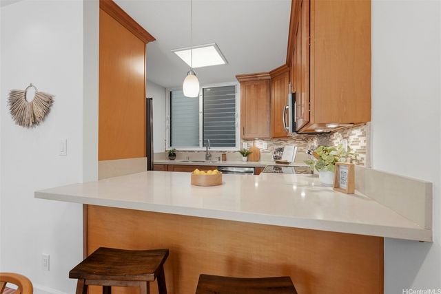 1015 Aoloa Place 217, Kailua, HI 96734