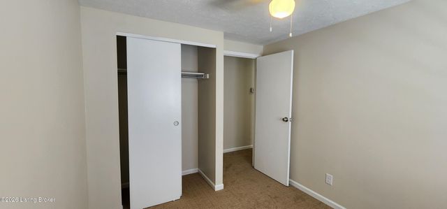 11607 Eastport Dr, Louisville, KY 40241