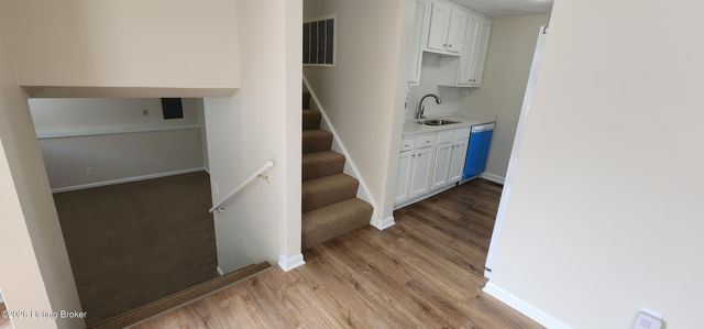 11607 Eastport Dr, Louisville, KY 40241