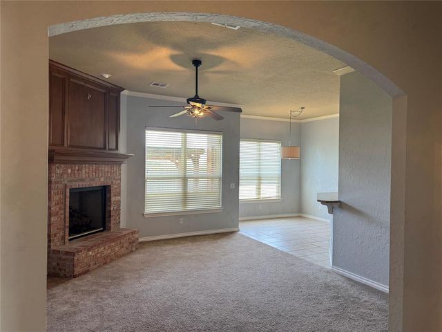 1912 SE 18th Street, Moore, OK 73160